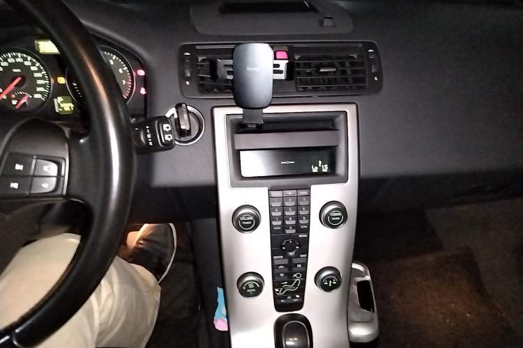 Used Volvo C30 2011 2.0 ZhiShang Edition