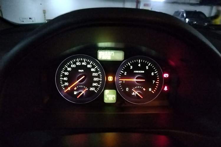 Used Volvo C30 2011 2.0 ZhiShang Edition