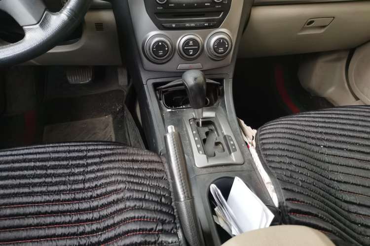 Used Bestune B50 2011 1.6L Automatic Fashion Model