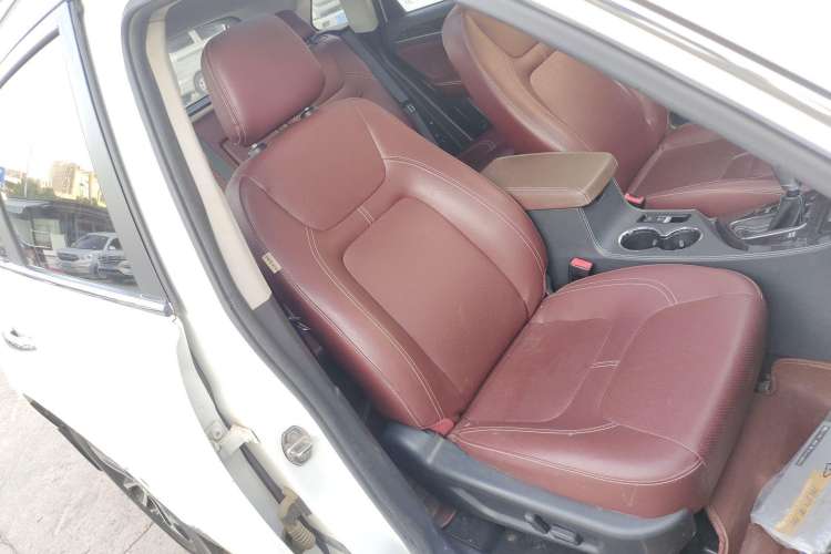 Used Zotye T600 2014 2.0T DCT Luxury Version