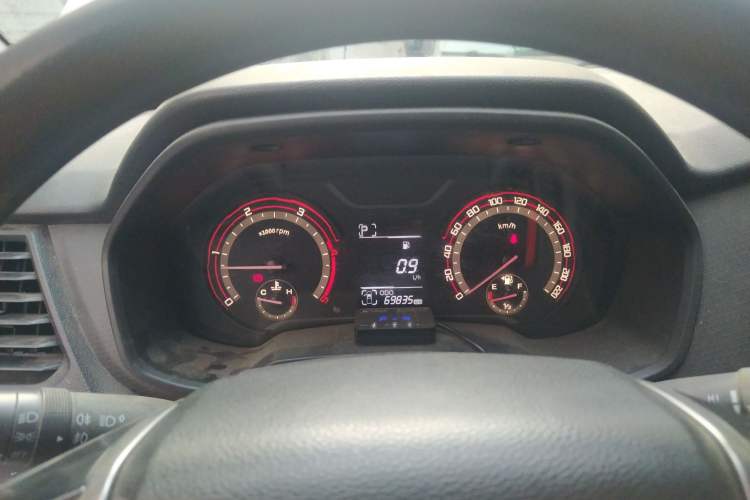 Used SAIC MAXUS T60 2017 2.8T Diesel Automatic 2WD High-Ride Comfort Plus Long-Body Emission Standard V