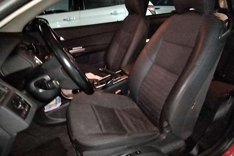 Used Volvo C30 2011 2.0 ZhiShang Edition