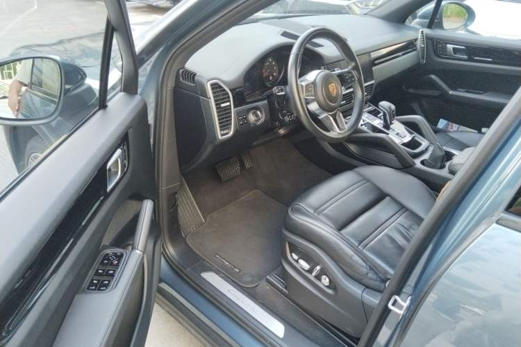 Used Porsche Cayenne 