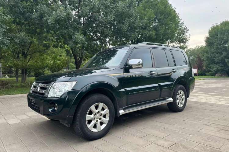 Used Mitsubishi Pajero 2012 3.0L Elite Edition