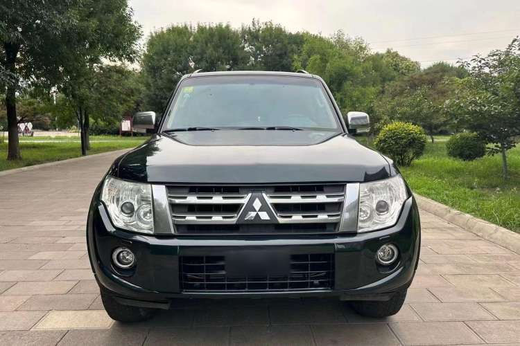 Used Mitsubishi Pajero 2012 3.0L Elite Edition
