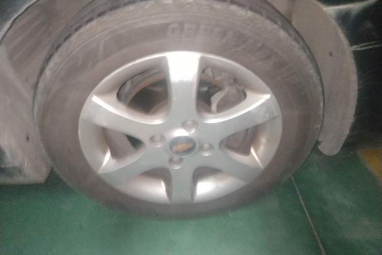 Used Chevrolet Epica 2010 1.8 Luxury Edition AT Right Front Wheel Hub
