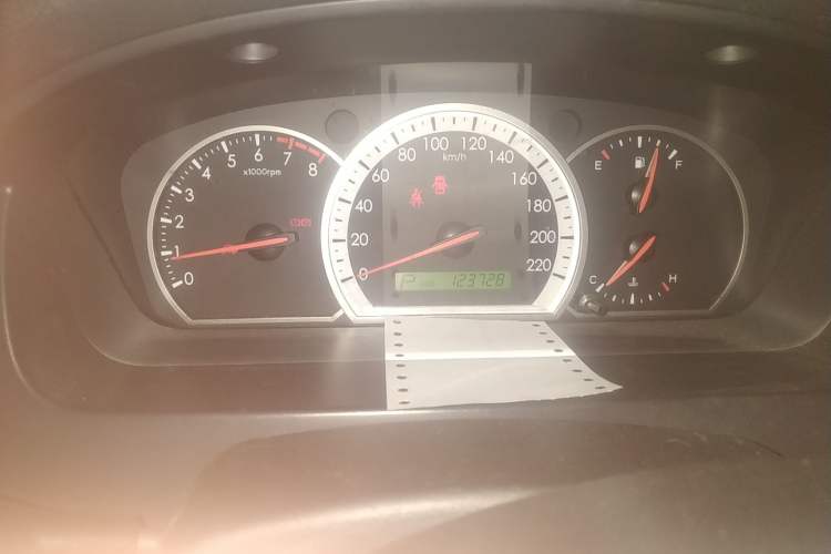 Used Chevrolet Epica 2010 1.8 Luxury Edition AT Odometer Close Up