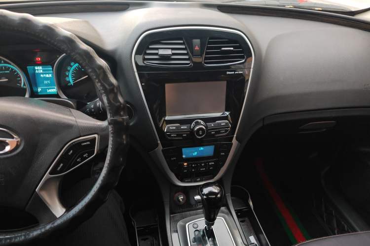 Used GAC Trumpchi GS5 Super 2016 2.0L Automatic Two-Wheel Drive Anniversary Edition
