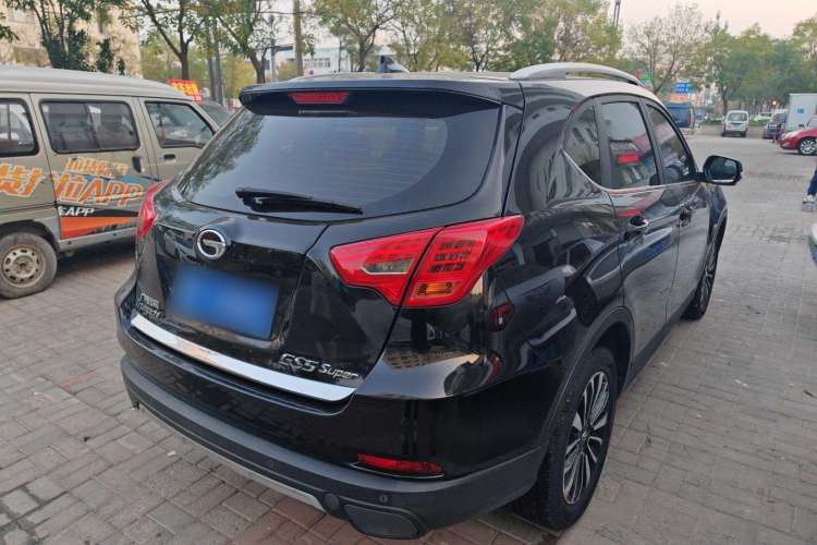 Used GAC Trumpchi GS5 Super 2016 2.0L Automatic Two-Wheel Drive Anniversary Edition
