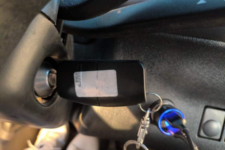 Used JMC Transit 2021 2.8T Space King Standard Version Short Wheelbase Mid-Height Roof 6-Seater Diesel Euro VI JX493
