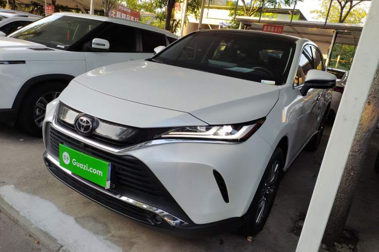 Used Toyota Harrier 2022 2.0L CVT Two-Wheel Drive Deluxe Edition