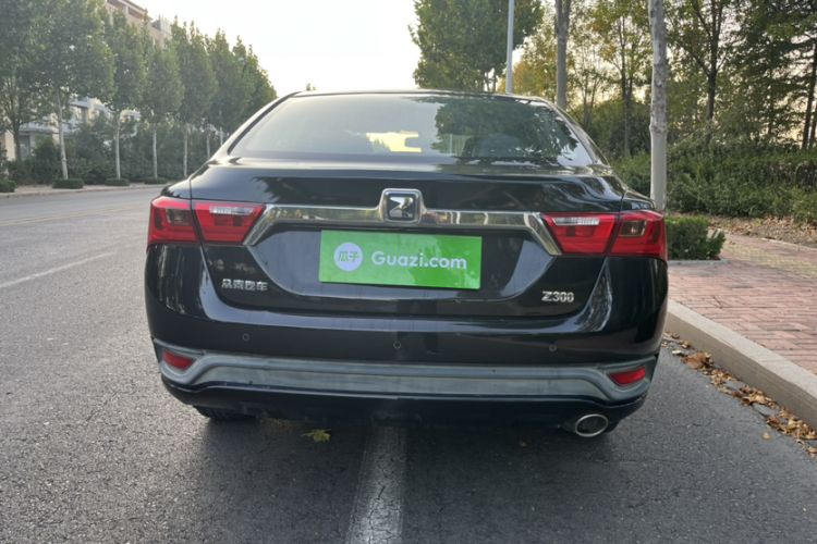 Used Zotye Z300 2014 New Vision 1.5L Manual Luxury Model
