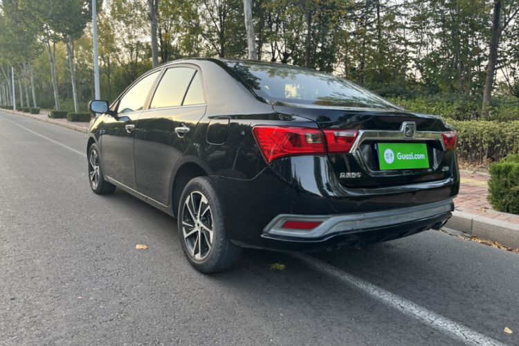 Used Zotye Z300 2014 New Vision 1.5L Manual Luxury Model
