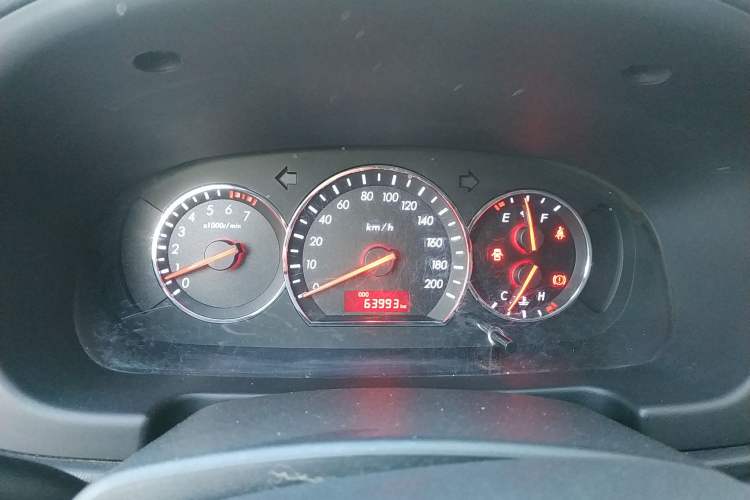 Used Changan Alsvin V3 2015 1.4L Manual Meiruan Model China V Standard
