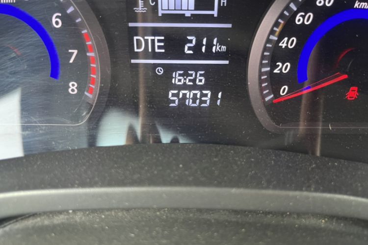 Used Zotye Z300 2014 New Vision 1.5L Manual Luxury Model
