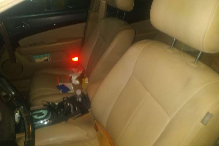 Used Chevrolet Epica 2010 1.8 Luxury Edition AT Left Front Seat