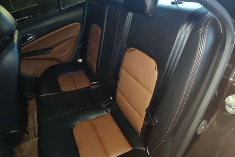 Used Geely Auto Diamond 2016 1.5L Manual Entry-Level Trim
