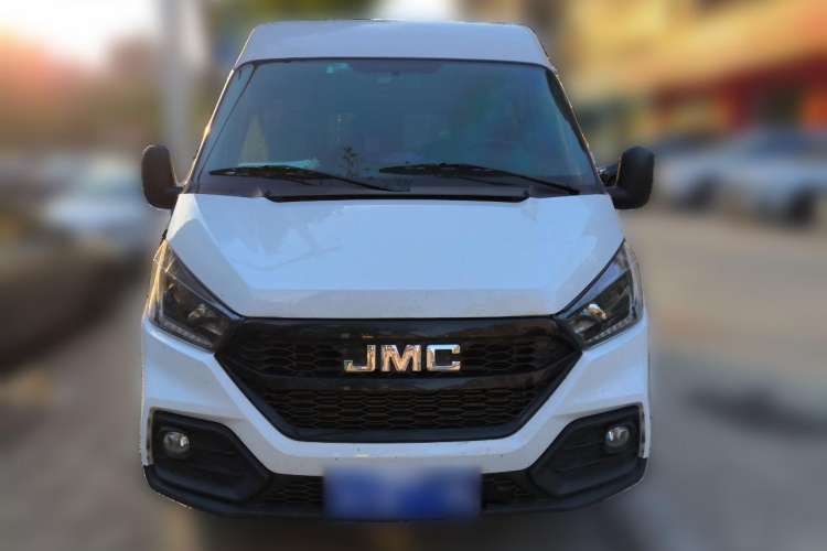 Used JMC Transit 2021 2.8T Space King Standard Version Short Wheelbase Mid-Height Roof 6-Seater Diesel Euro VI JX493
