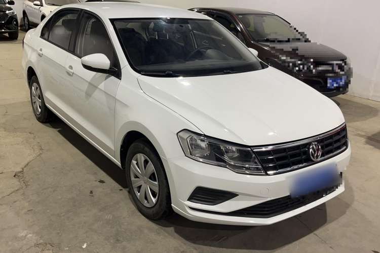 Used Volkswagen Jetta 2017 1.4L Manual Fashion Edition
