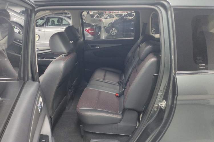 Used CHANGAN KAICHENG Oushang A600 2016 1.5L Manual Luxury 7-Seater Left Rear Seat