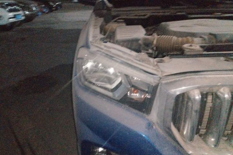 Used SAIC MAXUS T60 2017 2.0T Gasoline Automatic Two-Wheel Drive High-Ride Comfort-Grade Standard Cabin