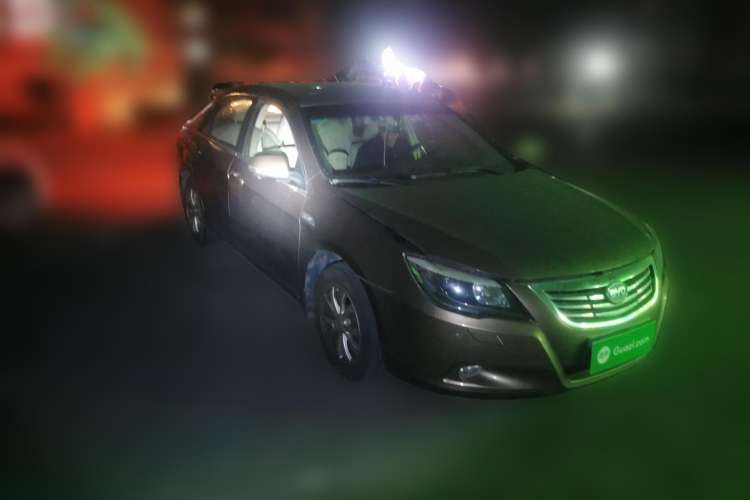 Used BYD G6 2012 1.5T Automatic Prestige Edition