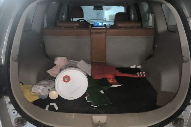 Used Land X8 2009 2.4L Gasoline 4x4 Luxury Edition