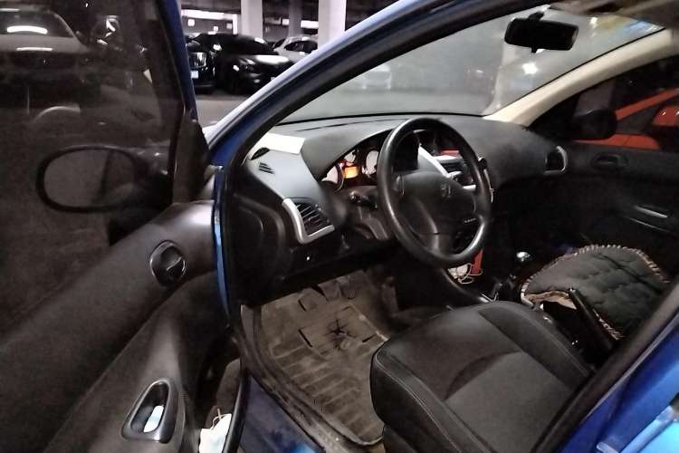 Used Peugeot 207 2010 Hatchback 1.4L Manual Yule Edition
