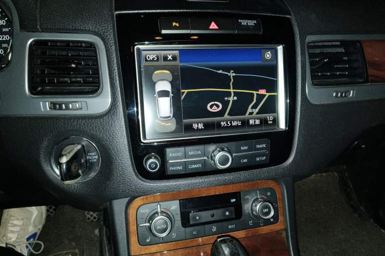 Used Volkswagen Touareg 2011 3.0 TDI Diesel Comfort Version