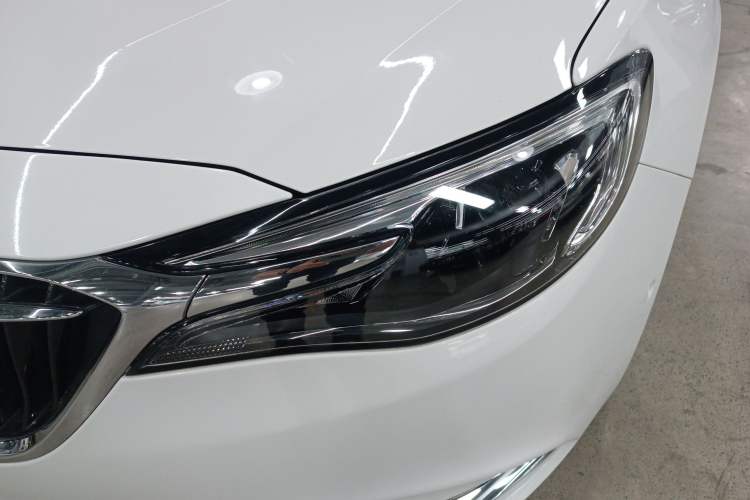 Used Buick Excelle GX 2018 18T Automatic Flagship Model
