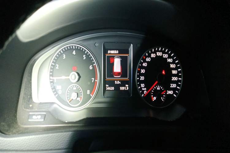 Used Volkswagen Multivan 2012 2.0 TSI Four-Wheel Drive Deluxe Edition