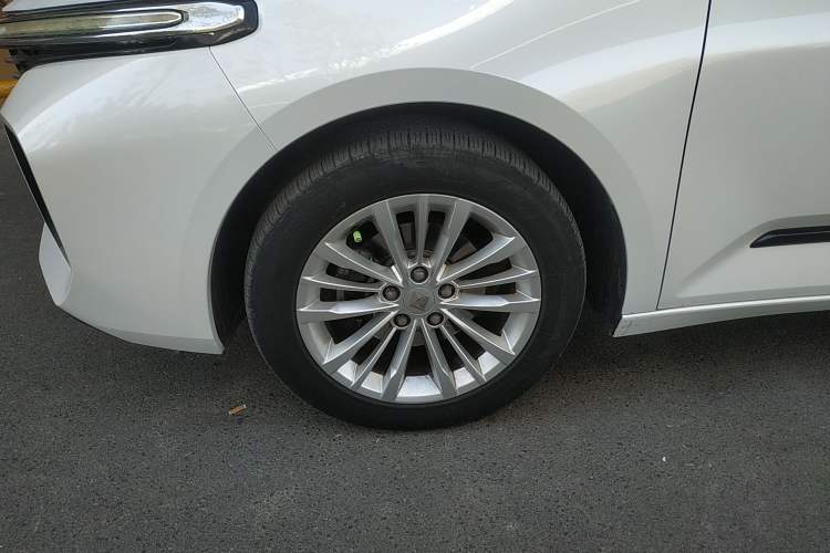 Used Baojun RC-5 2020 1.5T CVT Smart Luxury Edition