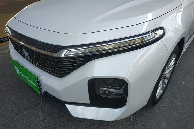 Used Baojun RC-5 2020 1.5T CVT Smart Luxury Edition