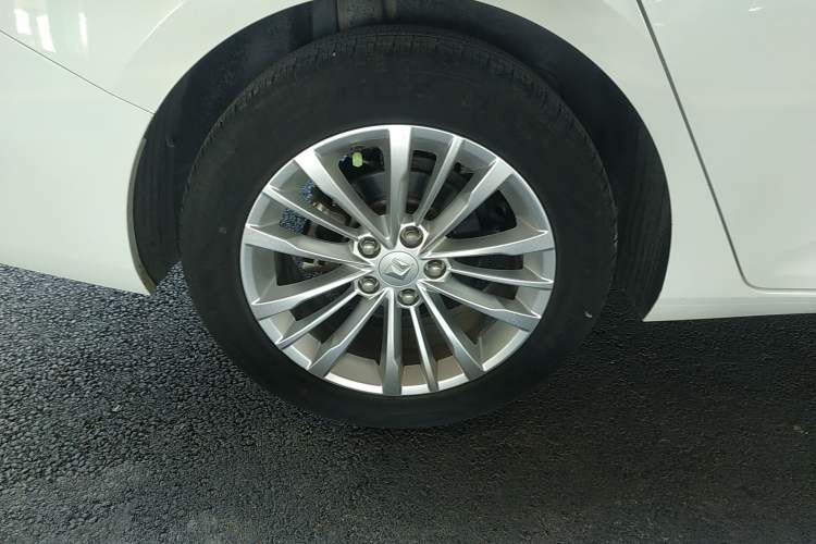 Used Baojun RC-5 2020 1.5T CVT Smart Luxury Edition