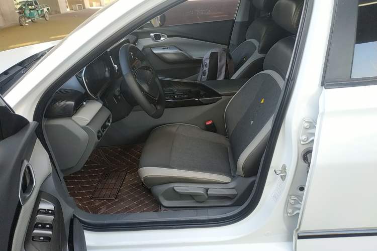 Used Baojun RC-5 2020 1.5T CVT Smart Luxury Edition