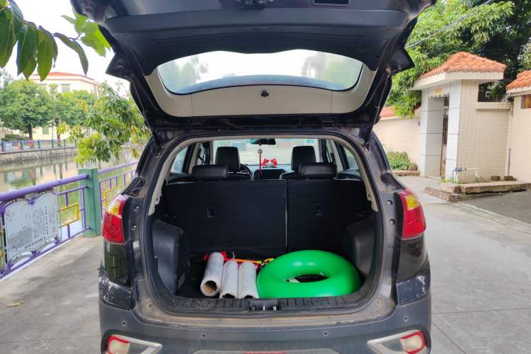 Used JAC Refine S3 2014 1.5L Manual Luxury Smart Model Trunk