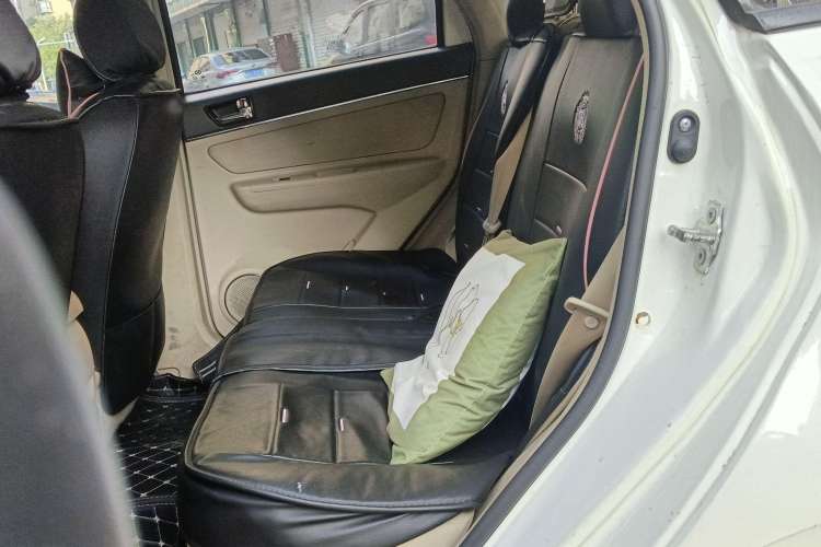 Used BAIC Off-Road E Series 2012 Hatchback 1.5L Automatic Leshang Version