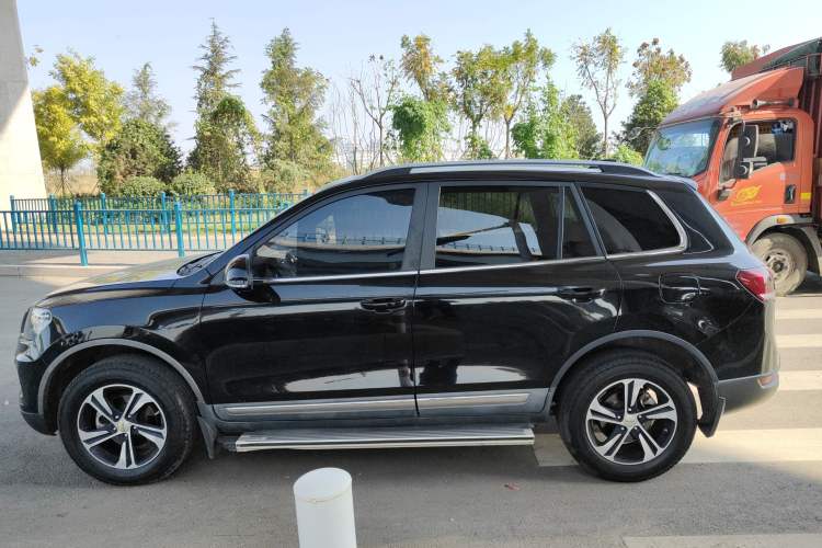 Used Yema T70 2016 Upgraded Model 1.5T Manual Luxury Version