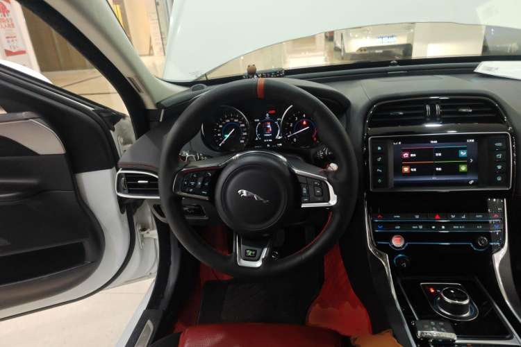 Used Jaguar XE 2018 2.0T 200 PS Two-Wheel-Drive R-Sport Sport Edition
