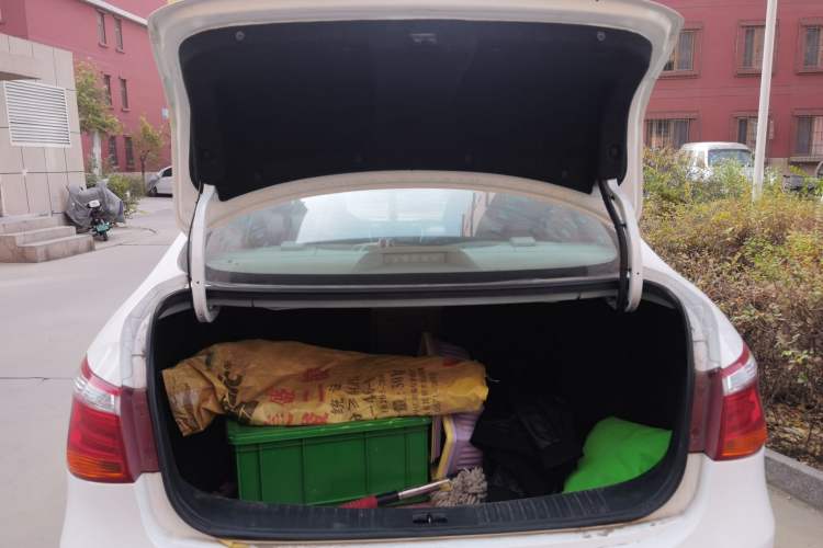 Used Dongfeng Aeolus A60 2016 1.5L Manual Luxury Version Trunk