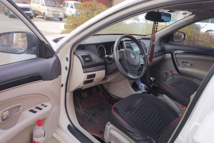 Used Dongfeng Aeolus A60 2016 1.5L Manual Luxury Version Driver Seat