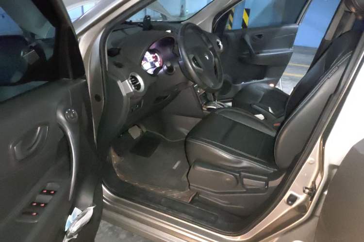 Used Renault Koleos 2014 Revised Version 2.0L Two-Wheel Drive Standard Edition