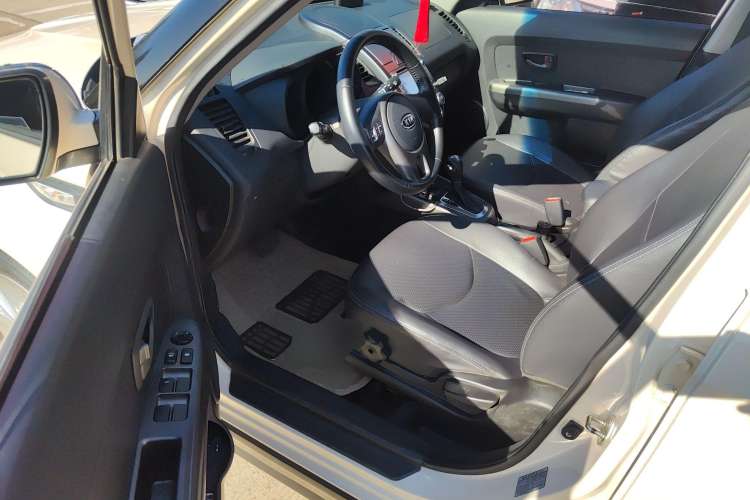 Used Kia Soul 2013 1.6L AT GL