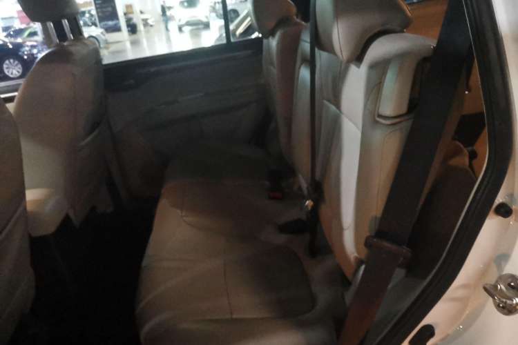 Used Mitsubishi Pajero Sport 2013 3.0L Automatic 4x4 Flagship Edition