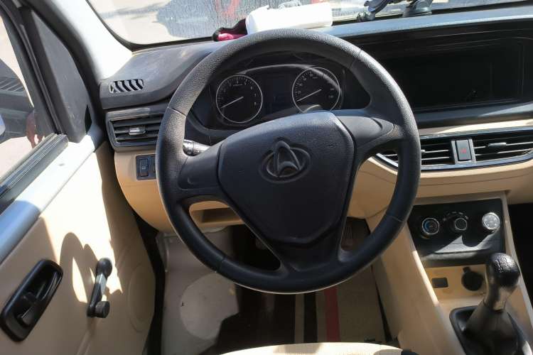 Used Kuayue Kuayue Xing V3 2022 1.5L Gasoline Standard Model 6-Seater Passenger Vehicle JL473QH
