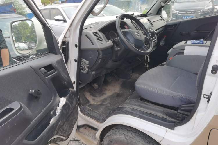 Used Foton Scenic G7 2021 2.4L Gasoline Commercial Version Long Wheelbase High-Roof 2-Seat Van 4K22D4M
