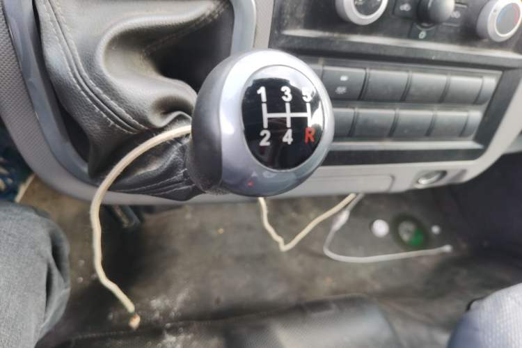 Used Foton Scenic G7 2021 2.4L Gasoline Commercial Version Long Wheelbase High-Roof 2-Seat Van 4K22D4M
