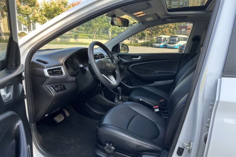 Used Hyundai Verna (older generation) 2017 1.4L Automatic YueXiang Edition China V-standard