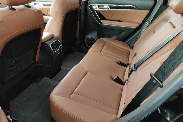 Used Haval H6 Coupe 2016 Blue Label 1.5T Automatic Two-Wheel Drive Urban Model
