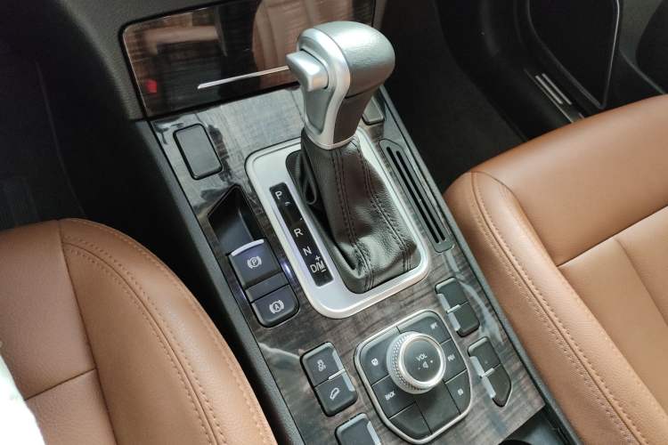 Used Haval H6 Coupe 2016 Blue Label 1.5T Automatic Two-Wheel Drive Urban Model
